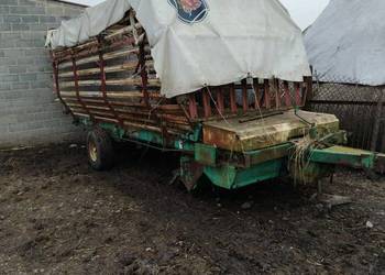 Przyczepa samozbierająca