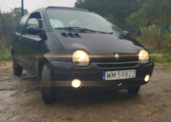 Renault Twingo brzydszy brat Multipli czarny wariat w dobrym stanie