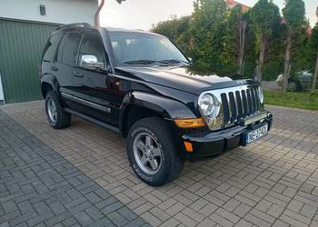 Jeep Cherokee KJ 2.8 CRD 4x4Automat Bezwypadkowy