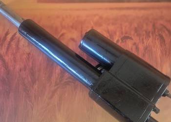 Siłownik Silniczek Elektryczny Regulacji szczeliny klepiska John Deere