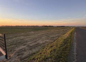 Działki budowlane w pięknej i spokojnej okolicy.