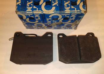 Klocki hamulcowe przód Peugeot 504 Klocki hamulcowe przód Peugeot 504