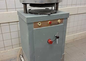 Dzielarko-zaokrąglarka do bułek WP Rotomat