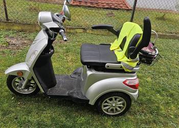 Skuter elektryczny 3kołowy