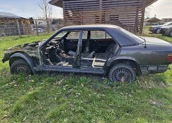 mercedes 124 karoseria ćwiartka tył przód dach pas przedni podłużnica