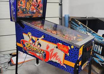 flipper ,fliper Radical - Stan bdb / pinball 1990r.