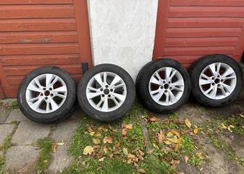 oryginalne felgi aluminiowe Honda HR-V + opony zimowe 215/60 R16
