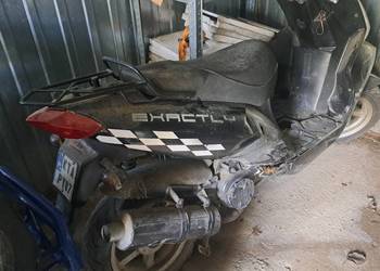 Sprzedam skuter jak na zdjęciach marka locian Sprzedam skuter jak na zdjęciach marka locian