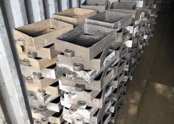 Złom aluminium (odlew) – aluminiowe skrzynki formierskie 3500 kg / Hurt