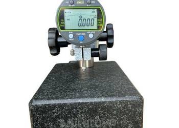 Mitutoyo cyfrowy czujnik zegarowy 0.001 mm z granitową podstawą