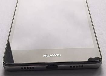 Telefon komórkowy Huawei P8 lite.