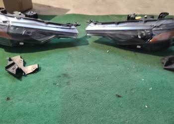 Reflektory przednie Maserati Levante SQ4 ksenony lift