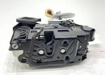 ZAMEK DRZWI LEWY TYŁ VW PASSAT B8 Kombi 5E0839015A