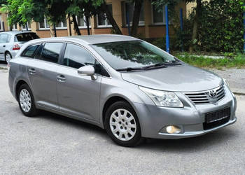 Toyota Avensis Bezwypadkowy, kamera, navi, dok. przebiegu III (2009-)