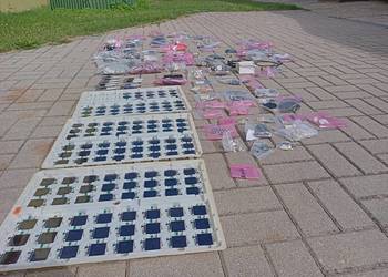 Pakiet nowych części do starych telefonów Nokia, Samsung, telefony vintage