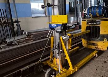 PODNOŚNIK MONTAŻOWY