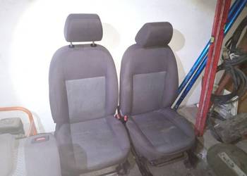 Zestaw fotele + kanapa z Forda Focusa mk2