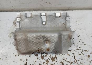 BMW G21 G20 Kombi 330e osłona wydechu blacha tłumika termiczna 7447157