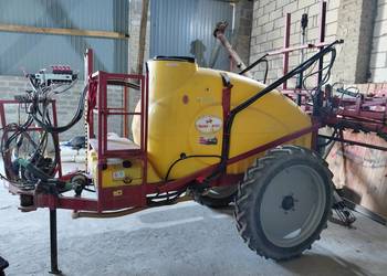 Sprzedam opryskiwacz Agro Wiki 1500l