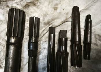 Rozwiertaki maszynowe i ręczne HSS