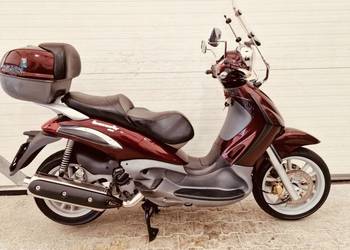 Maxi Skuter Piaggio Beverly 500