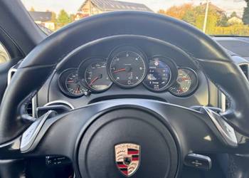 Porsche Cayenne 3.0 diesel pneumatyczne zawieszenie tryb off rod 4x4 automa