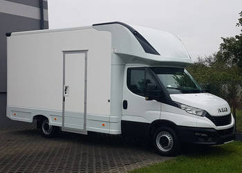 Iveco Daily KONTENER NISKOPODŁOGOWY 4,43x2,23x2,42 SKLEP BAR FOODTRUCK KAM…