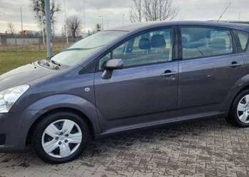 Szyba boczna drzwi błotnika prawa lub lewa Toyota Corolla Verso II 04-0+