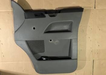 Boczek tapicerka drzwi prawy i lewy przód VW T5 7H0867103