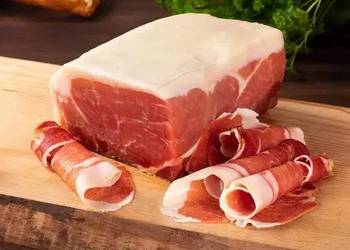 Szynka Serrano - Tradycyjnie Dojrzewająca i Aromatyczna 1kg