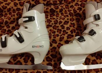 Łyżwy 41-42 figurówki, figurowe, plastikowe,  Enero 25-26 cm.