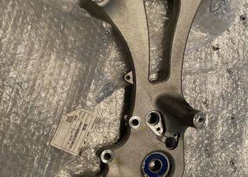 Piaggio Beverly 350 Wahacz Stelaż Mocowanie Uchwyt N341 Piaggio Beverly 350 Wahacz Stelaż Mocowanie Uchwyt N341