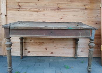 Stół kuchenny roboczy ze schowkiem