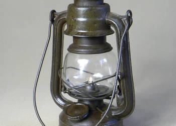 Polska lampa naftowa Jupiter 0  - zabytek techniki