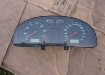 Licznik zegary Passat B5 1.6