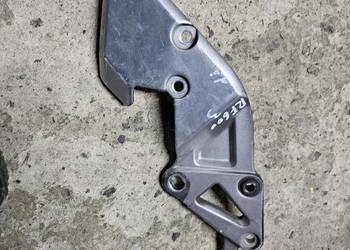 Suzuki RF 600 mocowanie set prawy podnóżka pompy uchwyt RF600 blacha stelaż