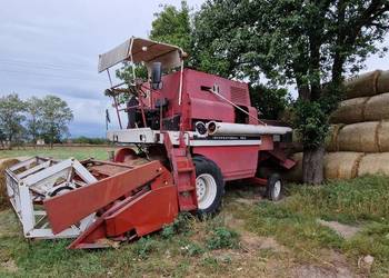 Kombajn zbożowy international 923