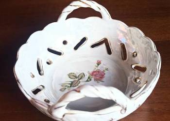 Patera. Miseczka.Z uchwytami. Złocona i opalizowana Patera. Miseczka.Z uchwytami. Złocona i opalizowana