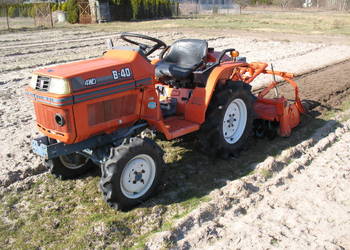 Kubota B40 ładna glebogryzarka pod tur do ogrodu sadu tunelu