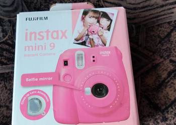 Sprzedam aparat instax mini 9