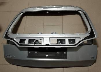 Klapa bagażnika Skoda Scala srebrna igla
