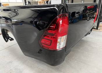 Paka HILUX Skrzynia Ładunkowa Toyota Hilux 2015+ Double Cab / wersja 4-drzw