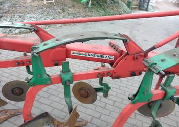 Pług 4-skibowy kverneland sprowadzony zabezpieczenia resorowe orginalny