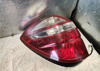 SUBARU LEGACY 4 IV LAMPA LEWY TYŁ KOMBI