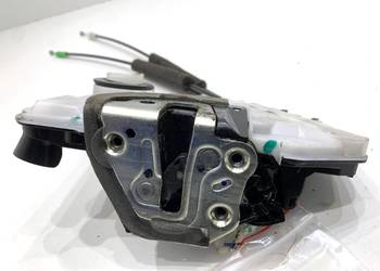 ZAMEK DRZWI LEWY PRZÓD TOYOTA COROLLA E21 Sedan/Limuzyna