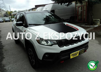 Jeep Compass sprzedam ładnego JEEPACOMPASSA Z 2024r 2.0 B 4X4 200 KM II (2…