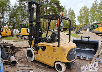 Wózek widłowy Caterpillar EP35K-PAC uszkodzony / brak sterownika