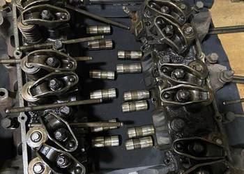 Silnik blok głowice gaźnik pokrywy tłoki części Chevrolet V6 2.8 LC1 1984