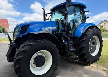 Ciągnika New Holland T7.260 PowerShift rok 2014 8100mth cena 205000 zł nett