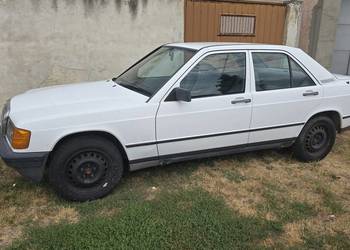 Mercedes 190 2,0i  przebieg: 91 tyś. km